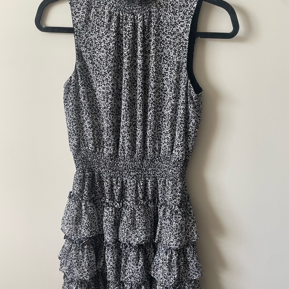 Black and White Sleeveless Ruffle Dress